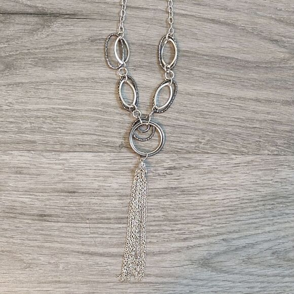 Ricki's New With Tags Long Silver Circle Pendants With Tassel Necklace - Picture 4 of 8